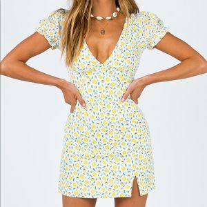 Princess Polly lemon dress size 4